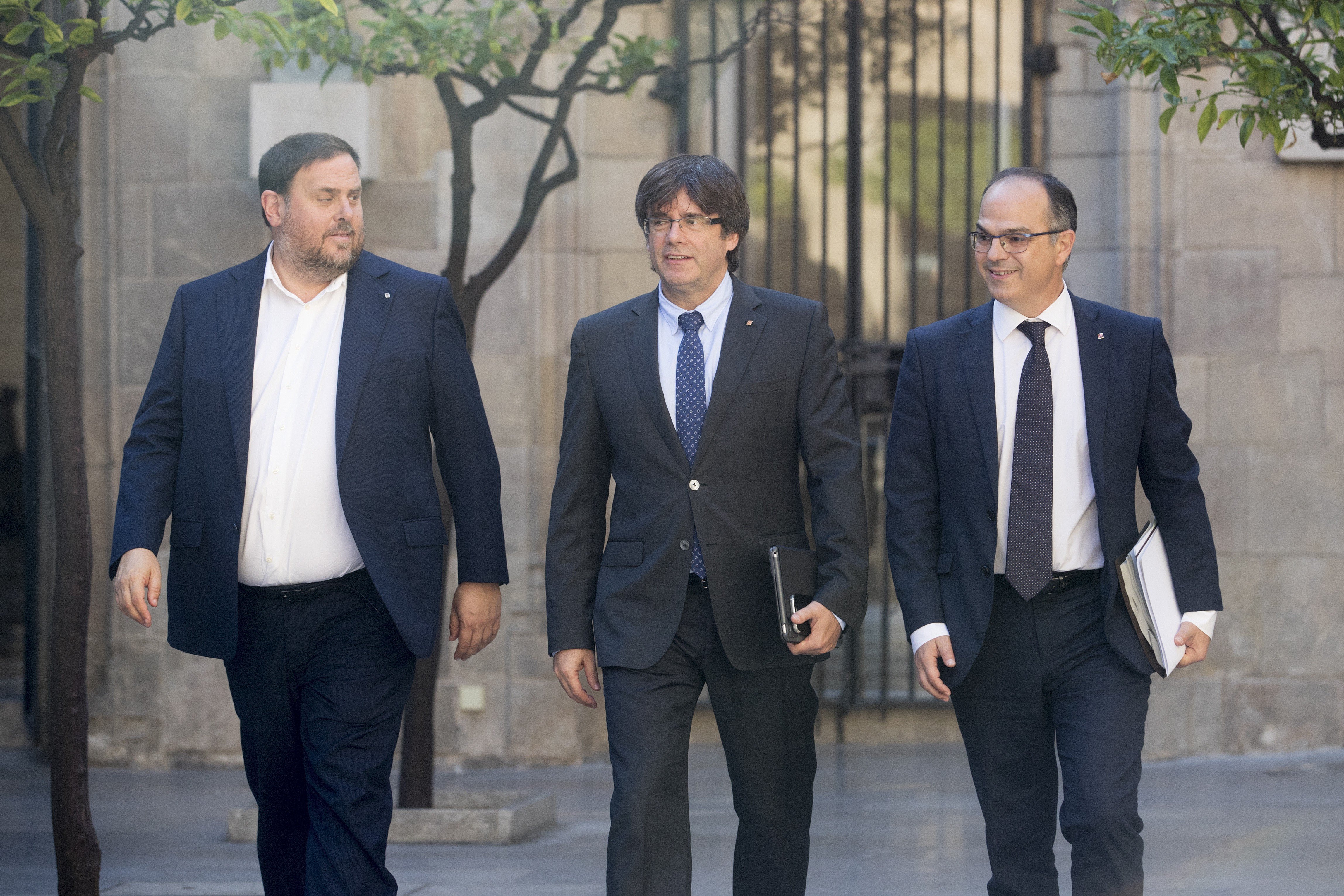 Puigdemont y seis consellers recurren la querella de la Fiscalía por el 1-O