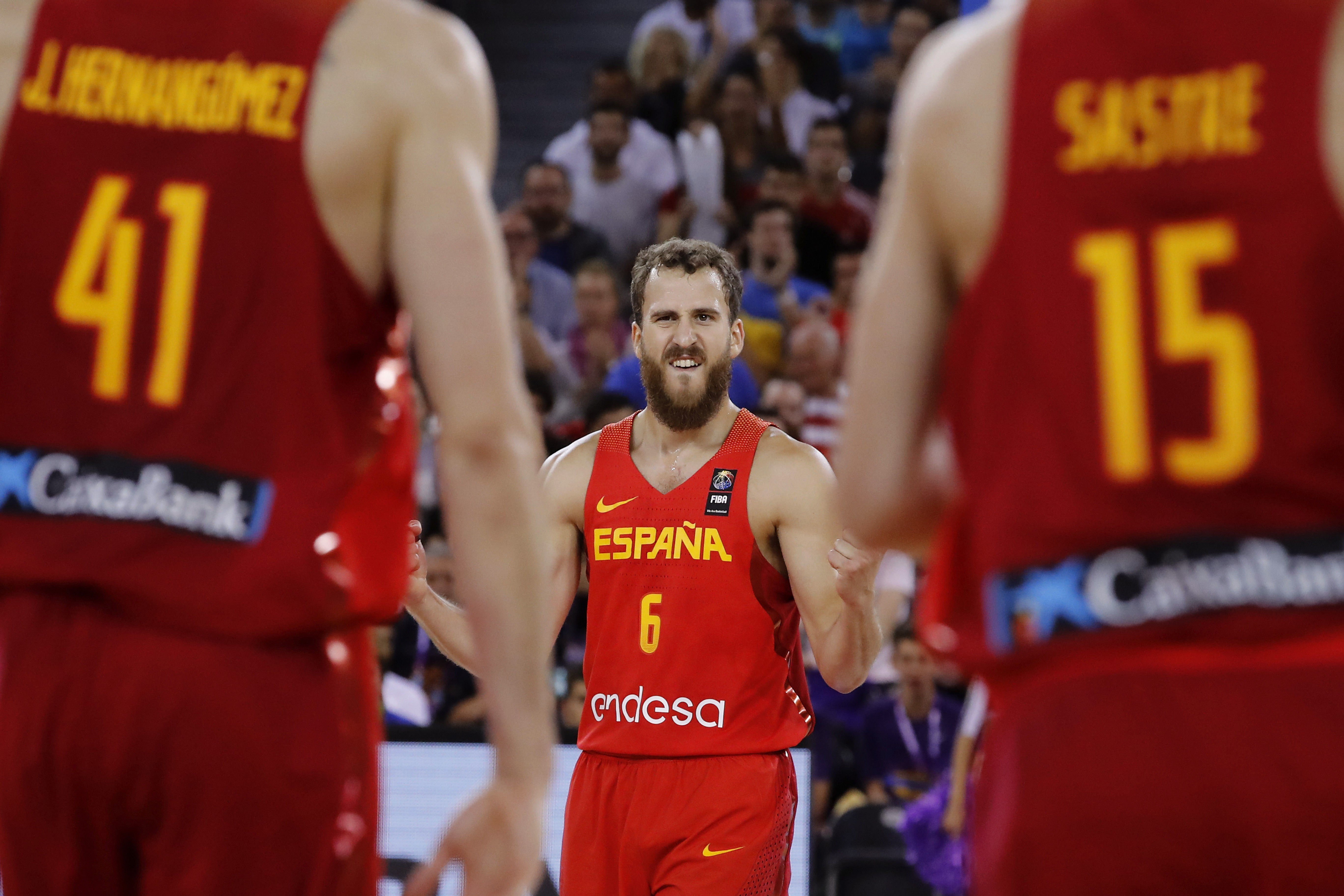 España sigue sin temblar en el Eurobasket (73-79)