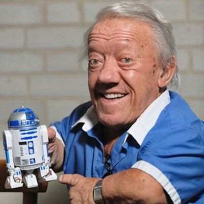 Muere Kenny Baker, el legendario R2-D2 de Star Wars