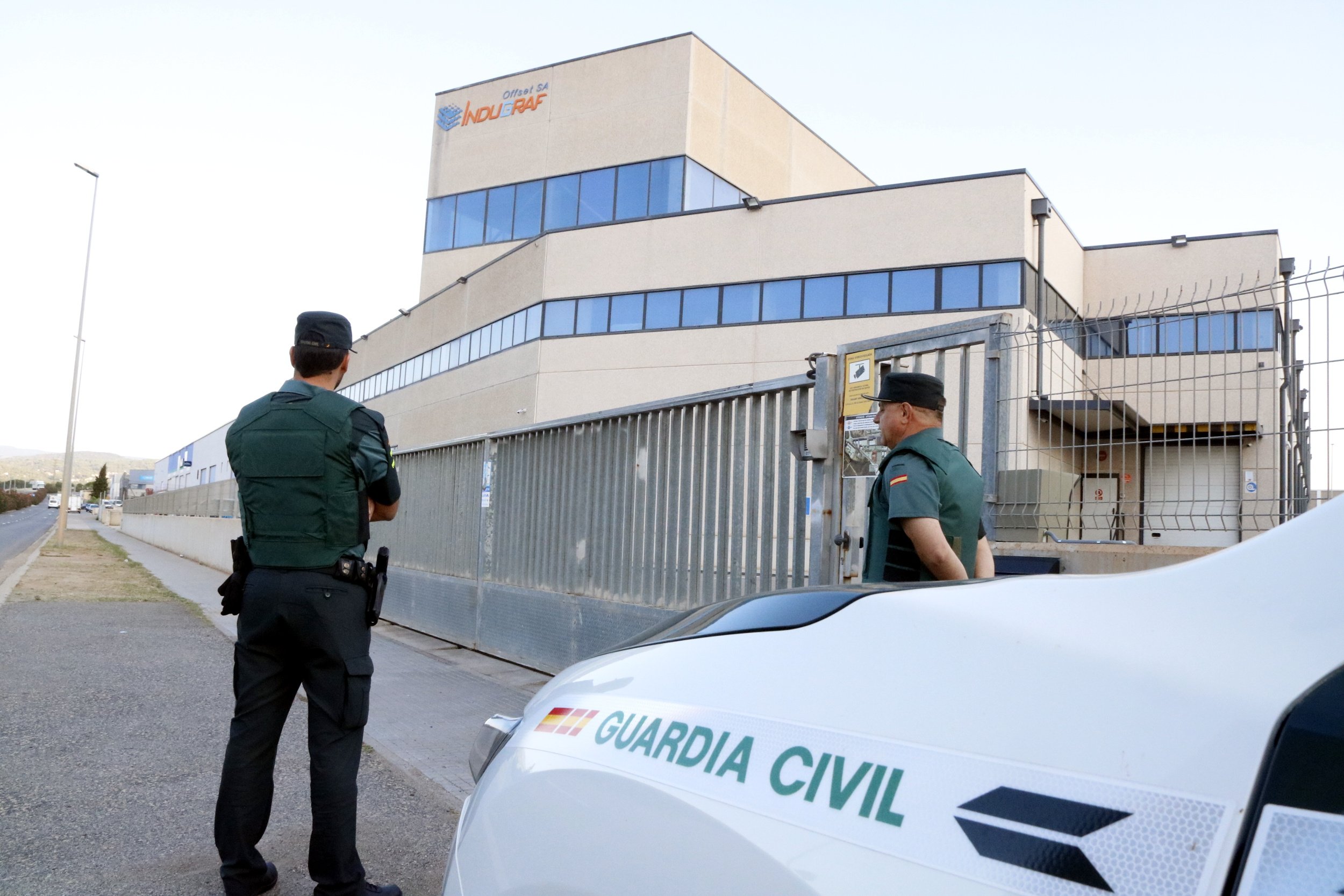 La Guàrdia Civil no troba res en l'escorcoll de la impremta de Constantí