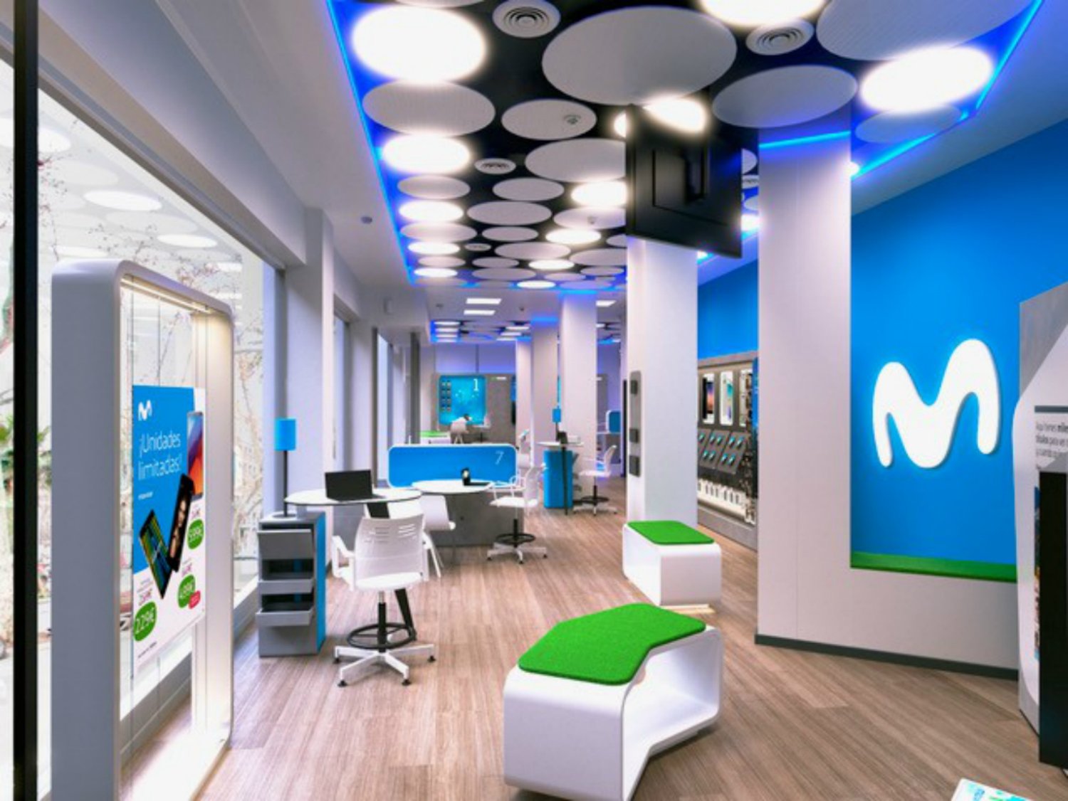 Telefónica inaugura su nueva tienda Movistar Store Barcelona Telefónica inaugura su nueva tienda Movistar Store Barcelona