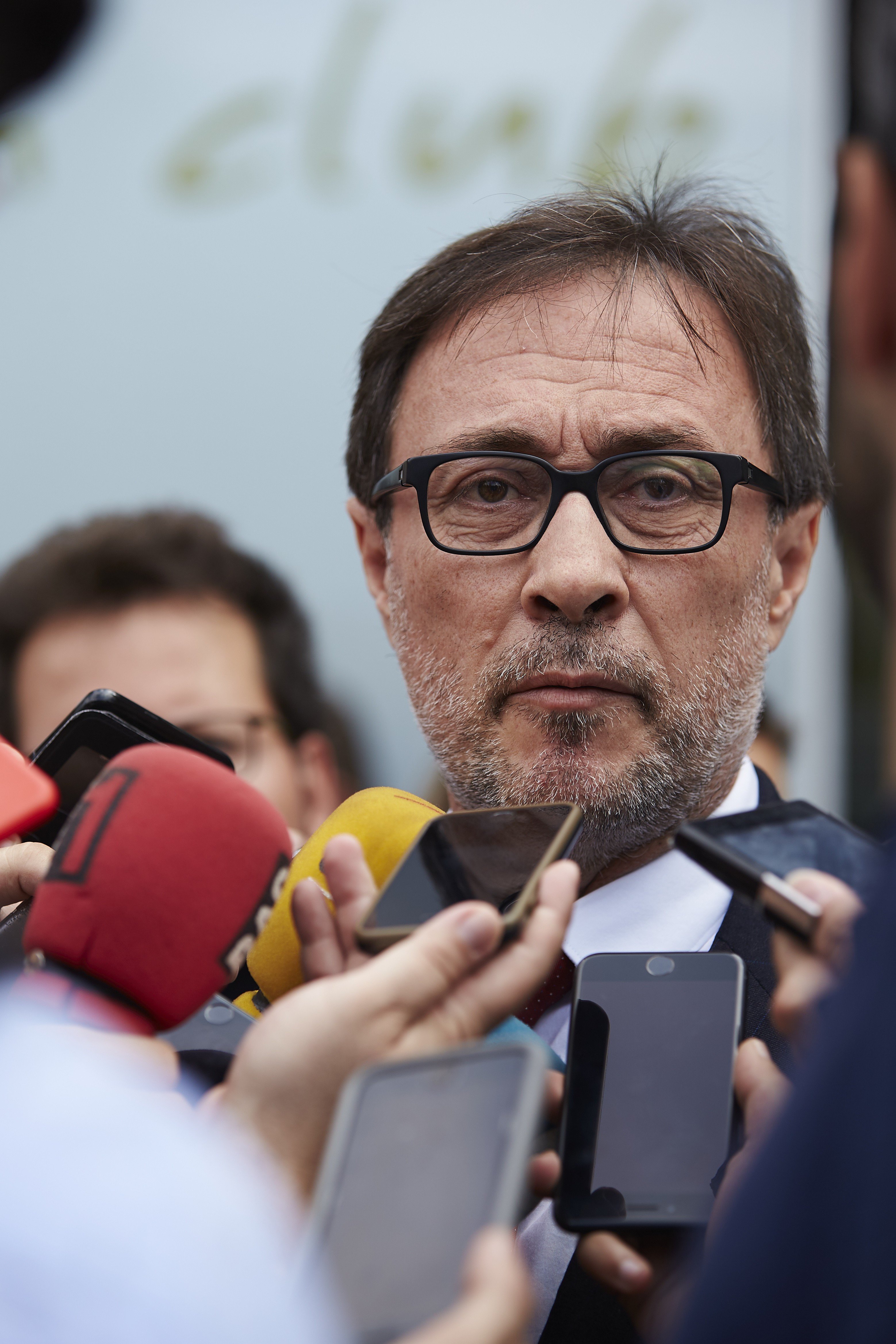 Benedito dona per iniciada la recollida de firmes contra Bartomeu