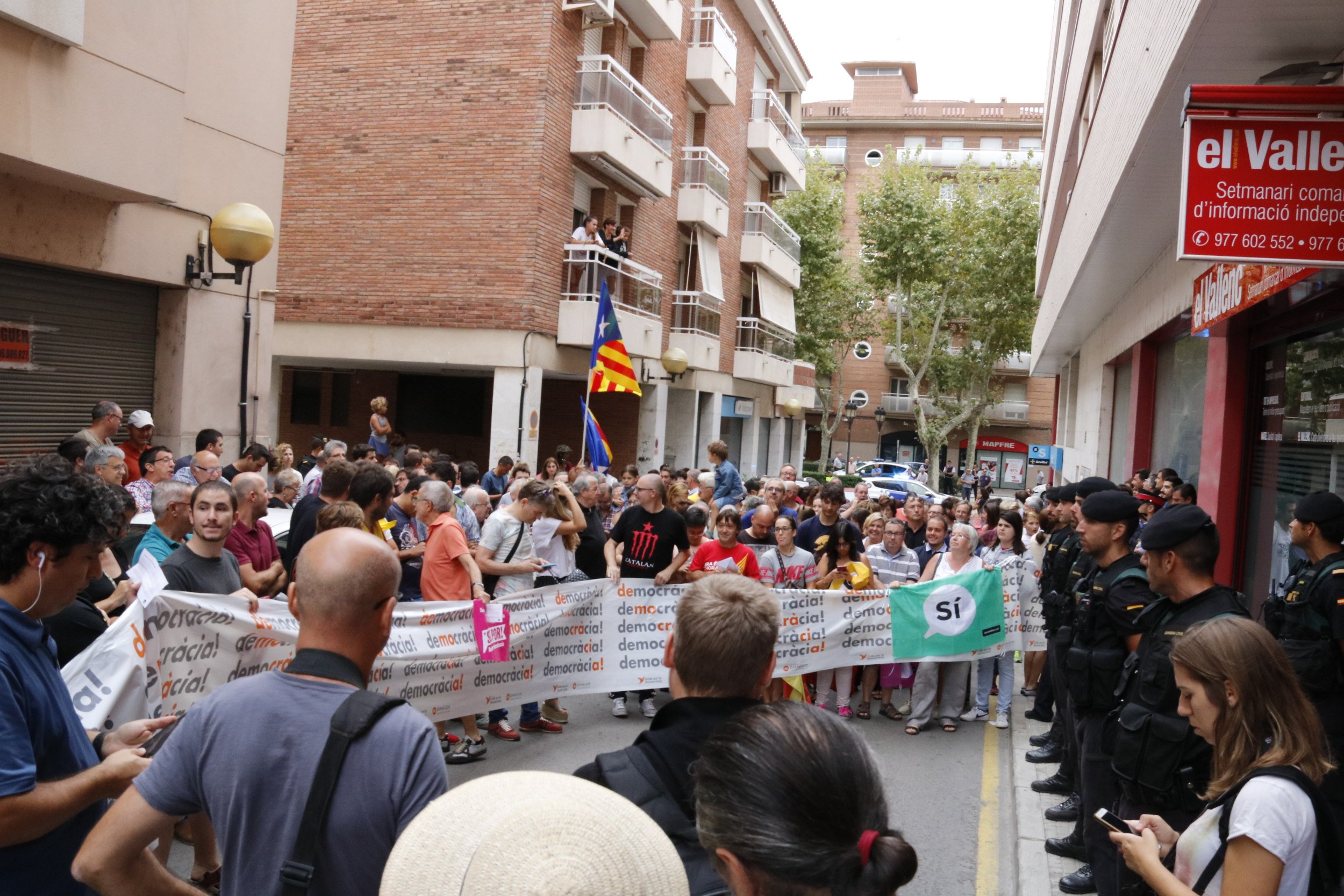 El Col·legi de Periodistes condemna l'escorcoll a 'El Vallenc'