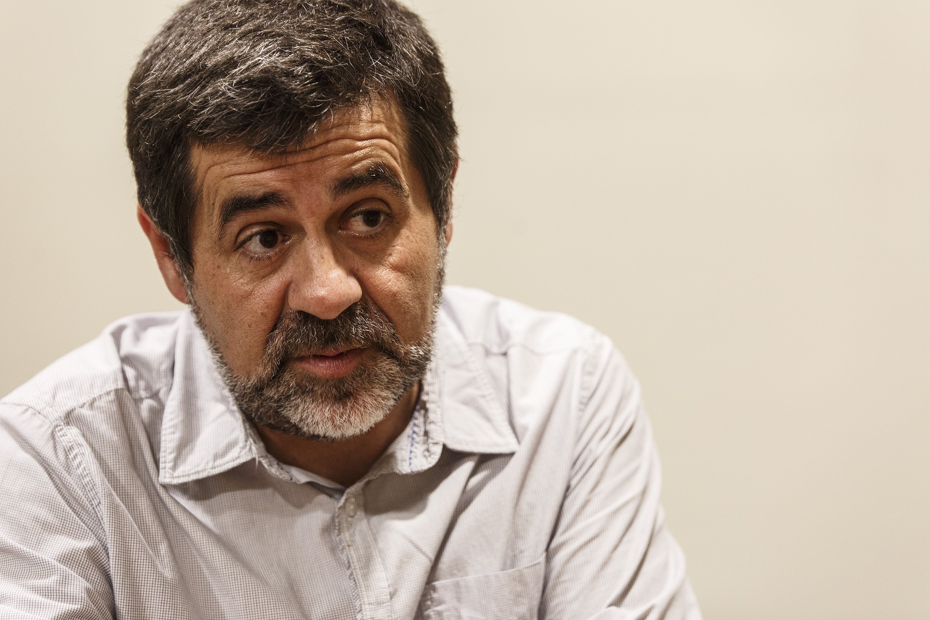 El presidente de la ANC tilda de "cobarde" a Pedro Sánchez