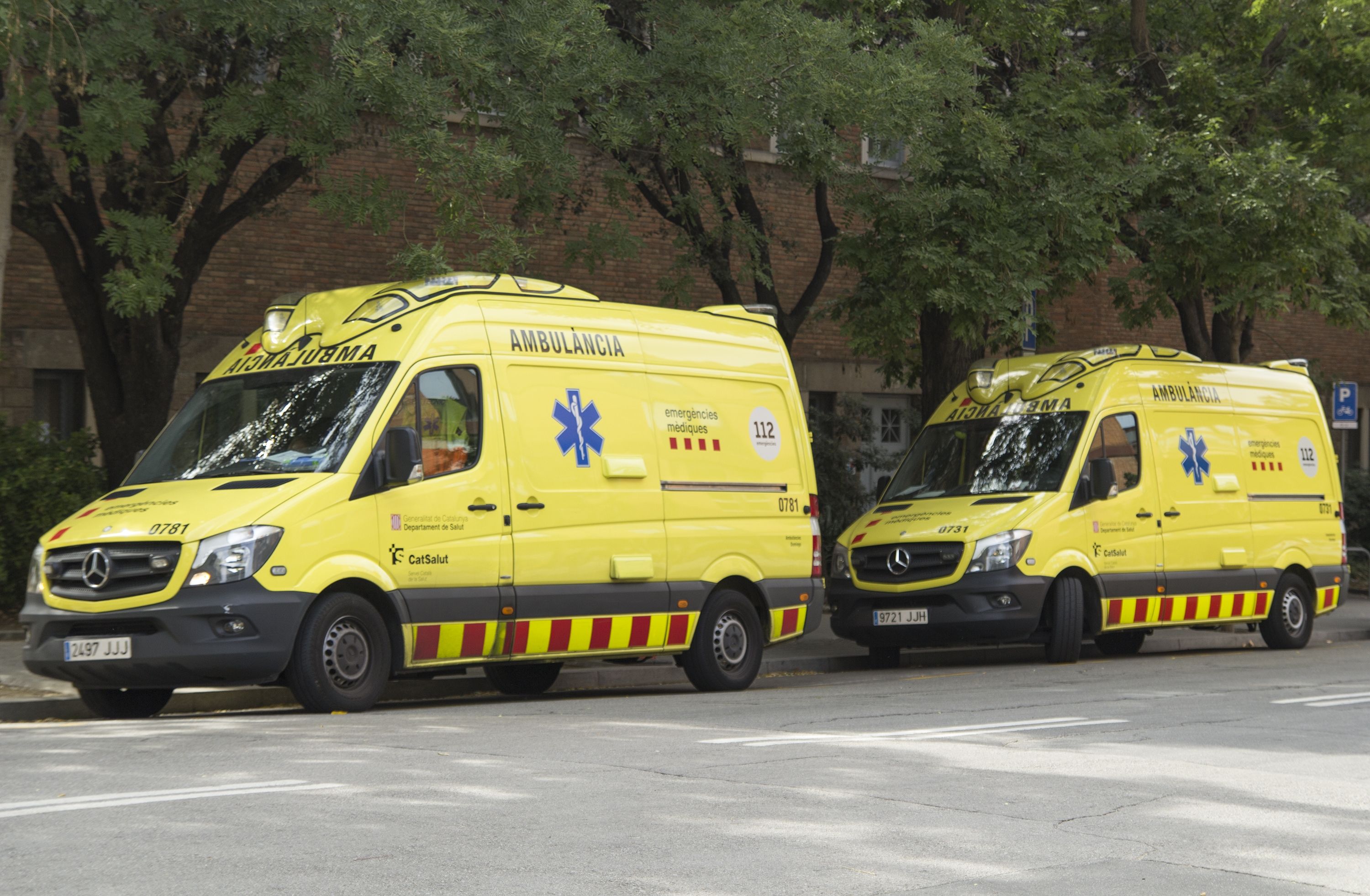 Una persona ferida greu a Barcelona en caure-li a sobre un mur pel vent