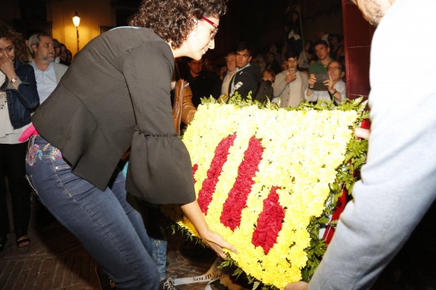 Marta Rovira ofrenda floral cementerio Sergi Alcàzar