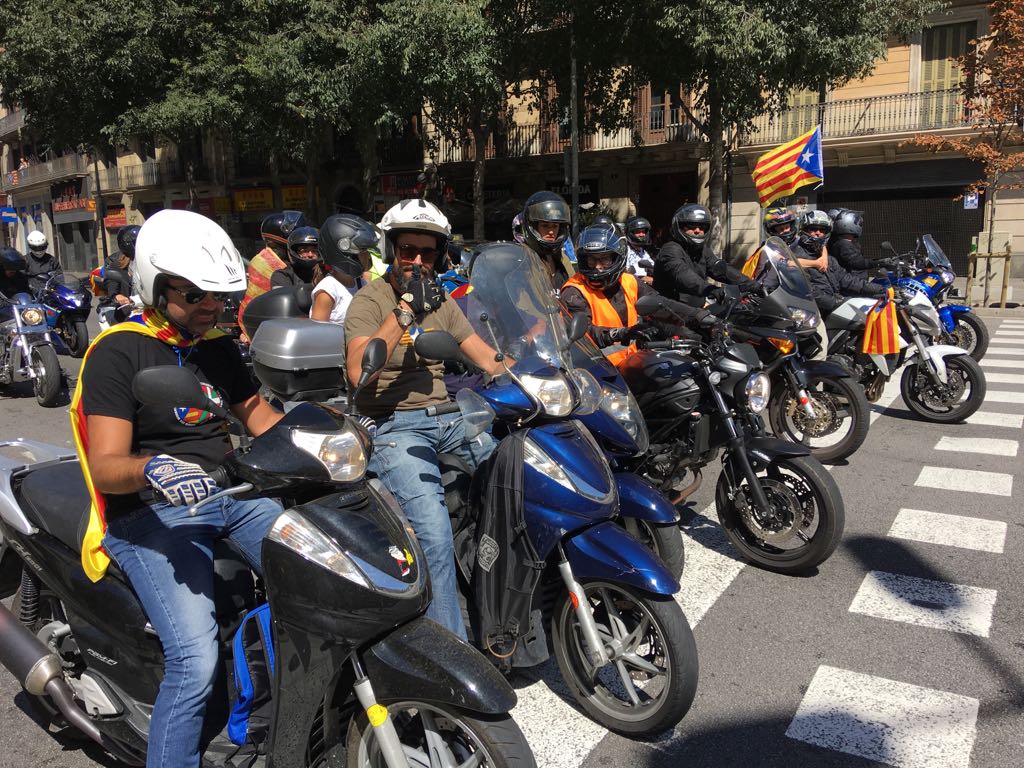 ERC reclama a Colau una ordenanza que regule el uso de vehículos compartidos