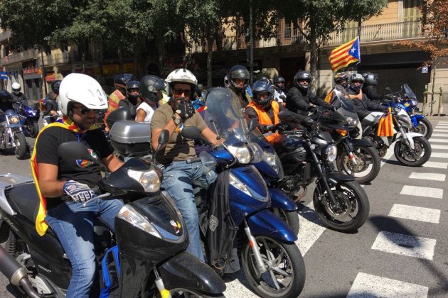 Motoristes per la independència / Sergi Alcàzar