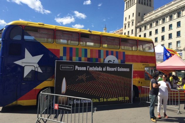 Autobús amb estelada / DG