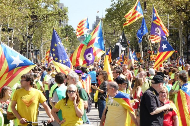 diada aragó amb Passeig de Gràcia 2   Roberto Lázato