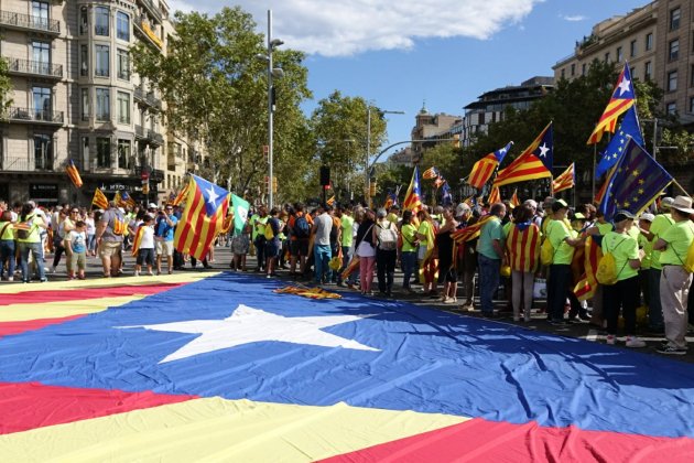 estelada gegant   roberto lazaro