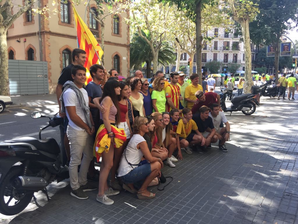 La JNC reclama declarar la independencia si se ataca a Puigdemont y a la Generalitat