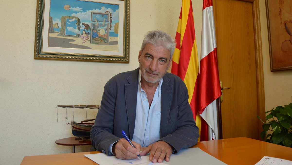 L'alcalde de Blanes (PSC) obre la porta a renunciar pels empresonaments