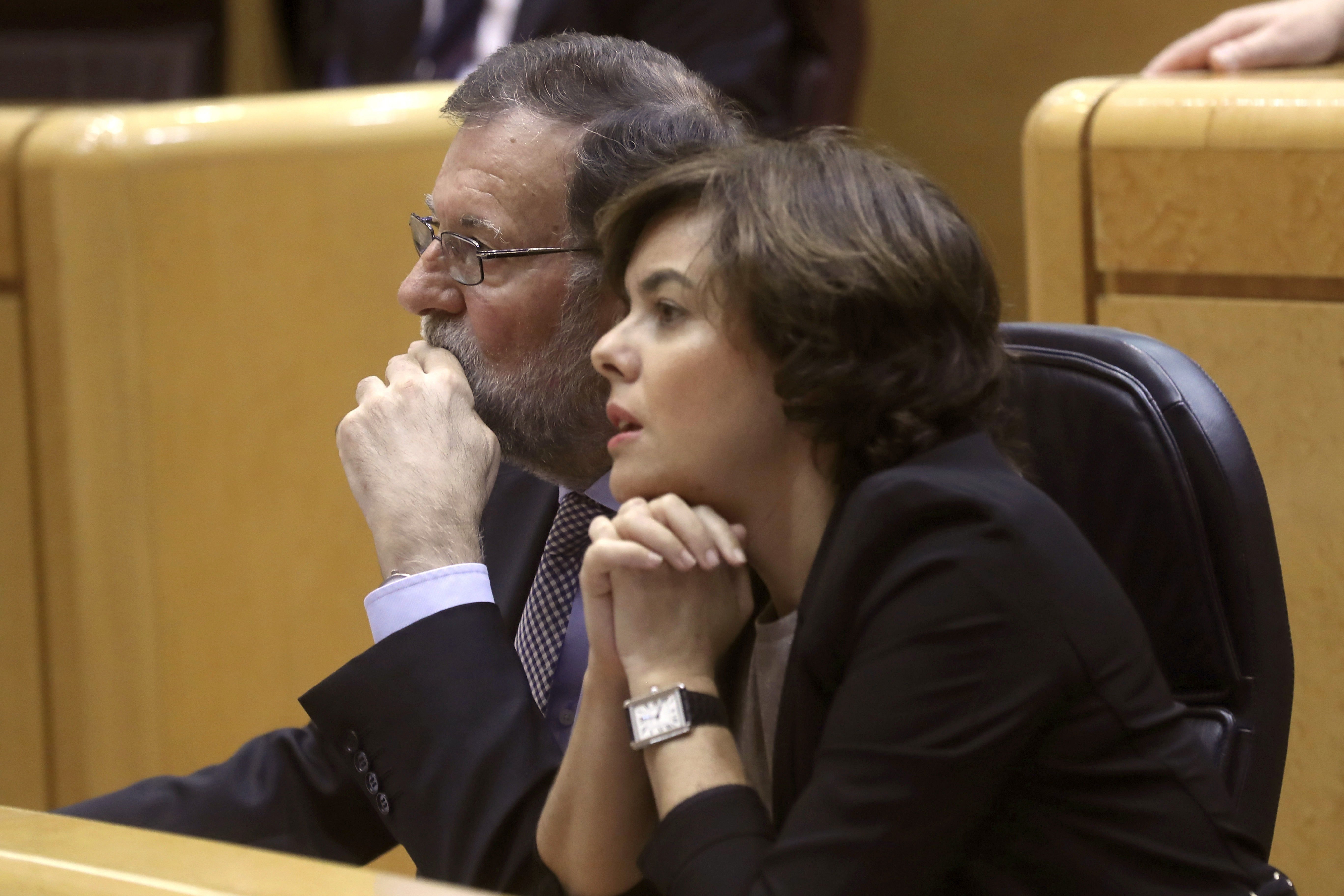 Rajoy, Sáenz de Santamaría i Cospedal planten el Parlament per segon cop