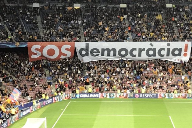 SOS Democracia Camp Nou Barça Juventus Jordi Farré SOS Democracia Camp Nou Barça Juventus Jordi Farré