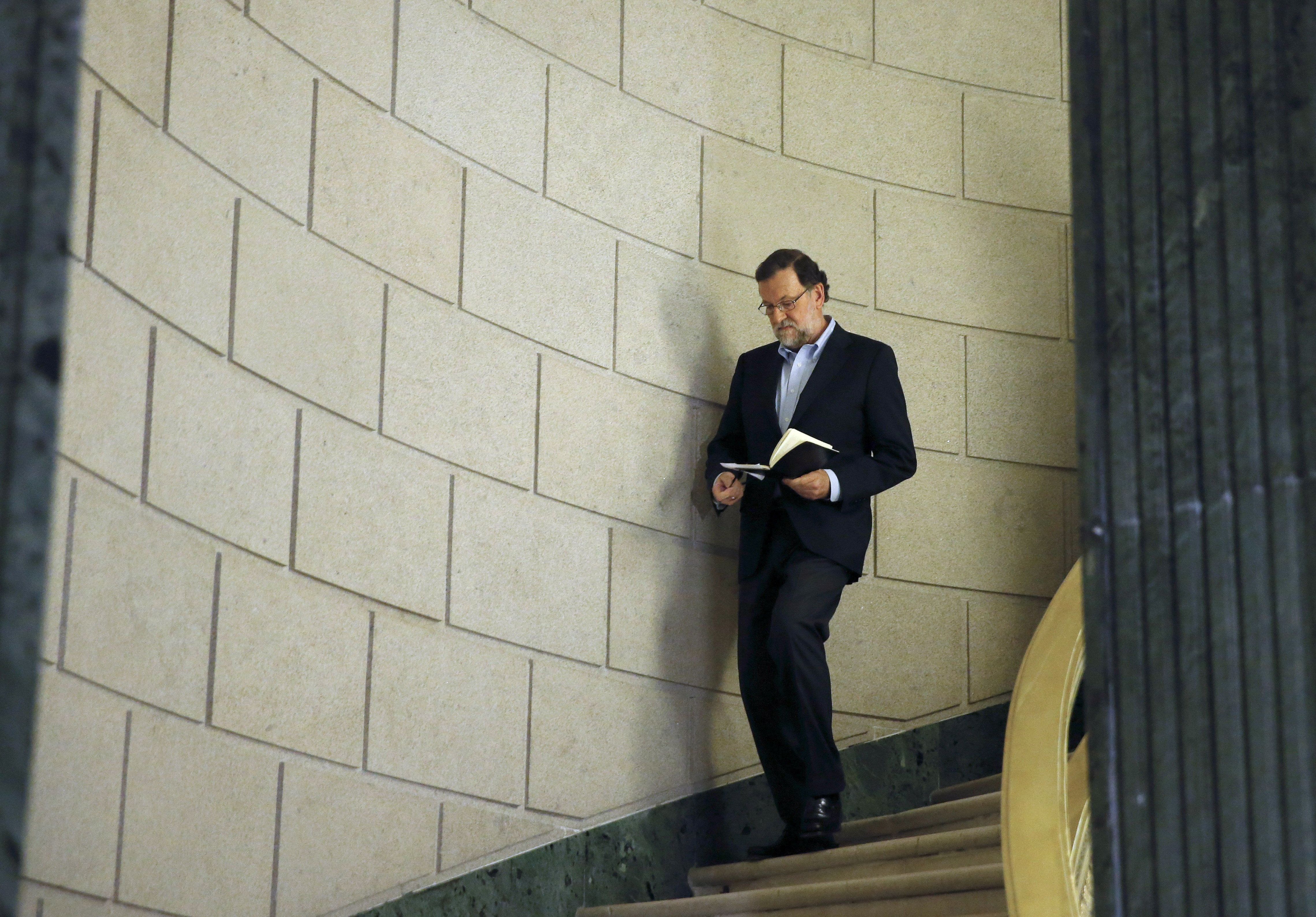 ¿Cuánto tienen Rajoy y Sánchez en su cuenta bancaria?