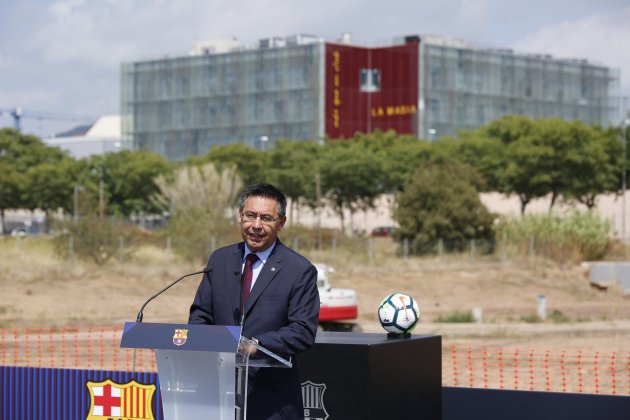 Josep Maria Bartomeu primera piedra Estadio Johan Cruyff Sergi Alcàzar