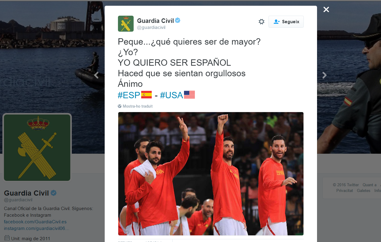 La Guardia Civil anima la selección de baloncesto al grito de "Yo quiero ser español"