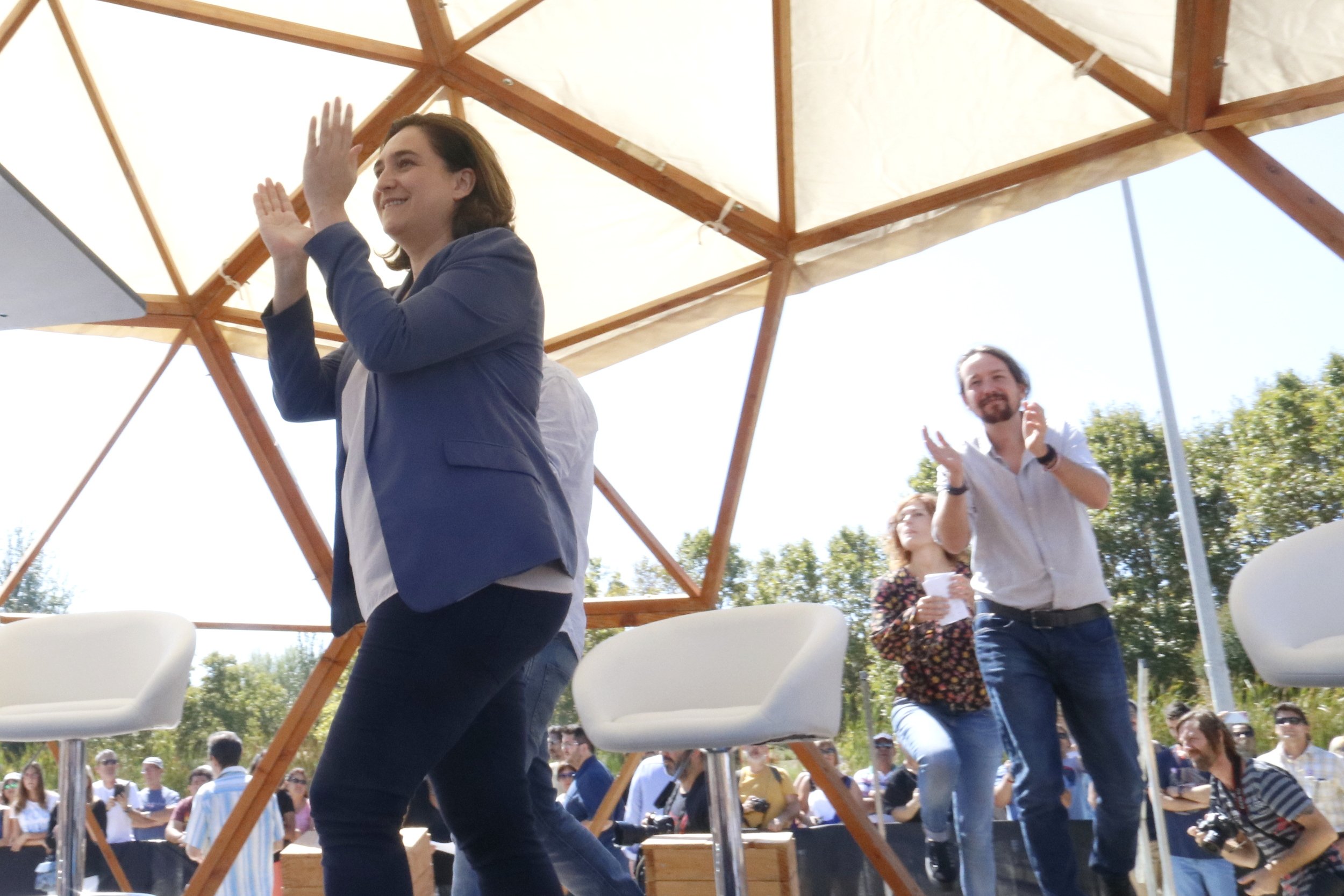 Colau: "Si en el 1-O participa más de un 50%, será un mensaje político potentísimo"