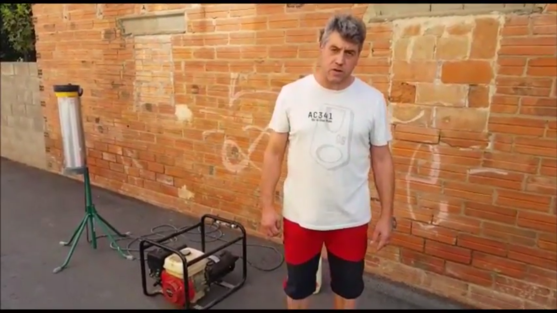 VÍDEO: Grups electrògens, la solució en què no havia caigut Rajoy