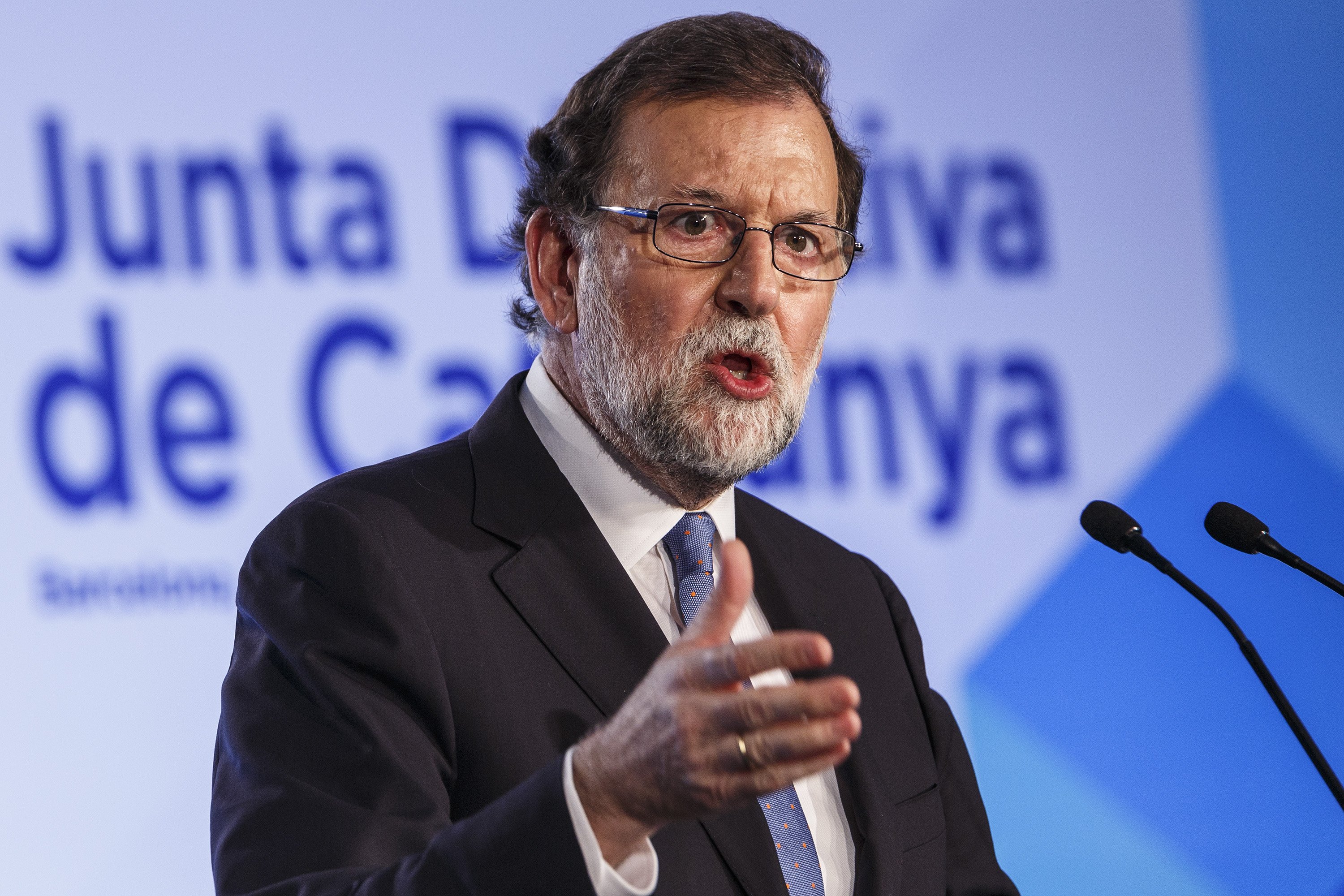 Dotze hores seguides escoltant Mariano Rajoy