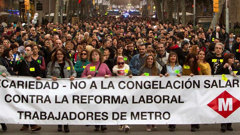 TMB y huelguistas vuelven a la mesa