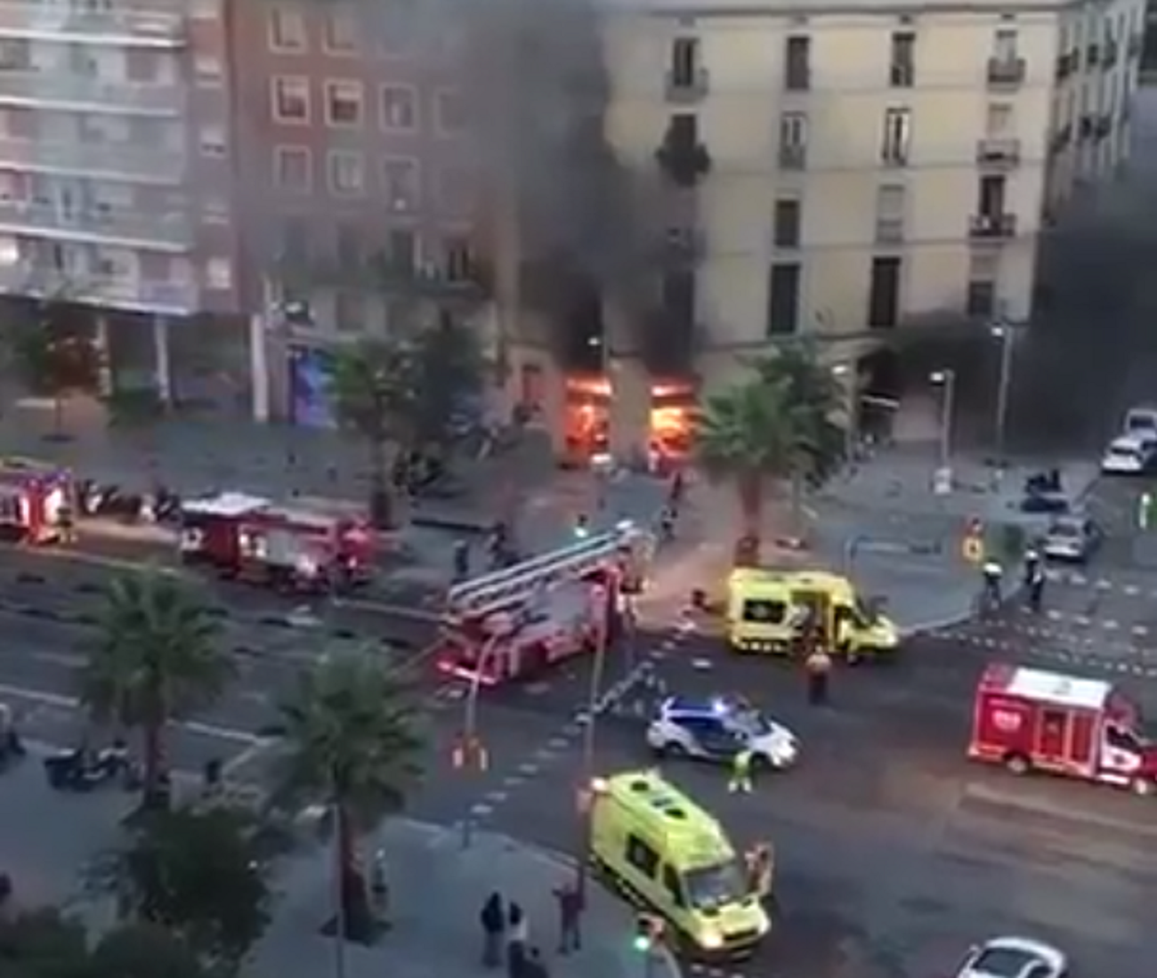 L’explosió del forn d’una fleca causa diversos ferits a Barcelona