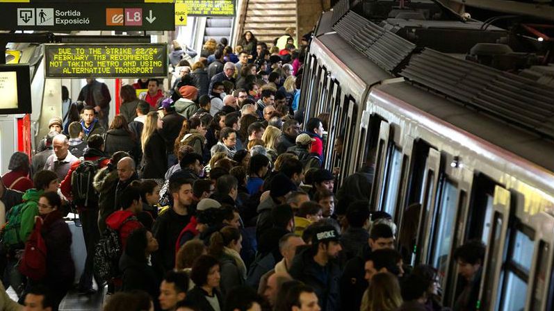 Treball suaviza los efectos de la huelga de Metro del miércoles