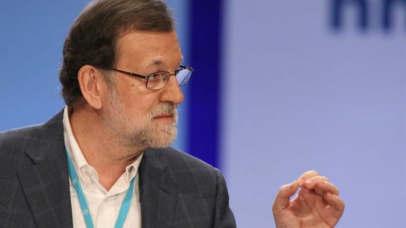 Rajoy se enroca en la gran coalición