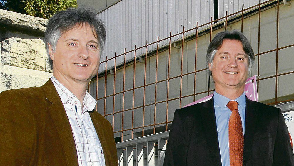 Los alcaldes 'indepes' del PSC, entre la espada y la pared