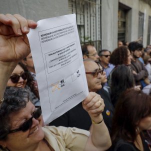 Madrid desafia la prohibició i dona suport a l’1-O
