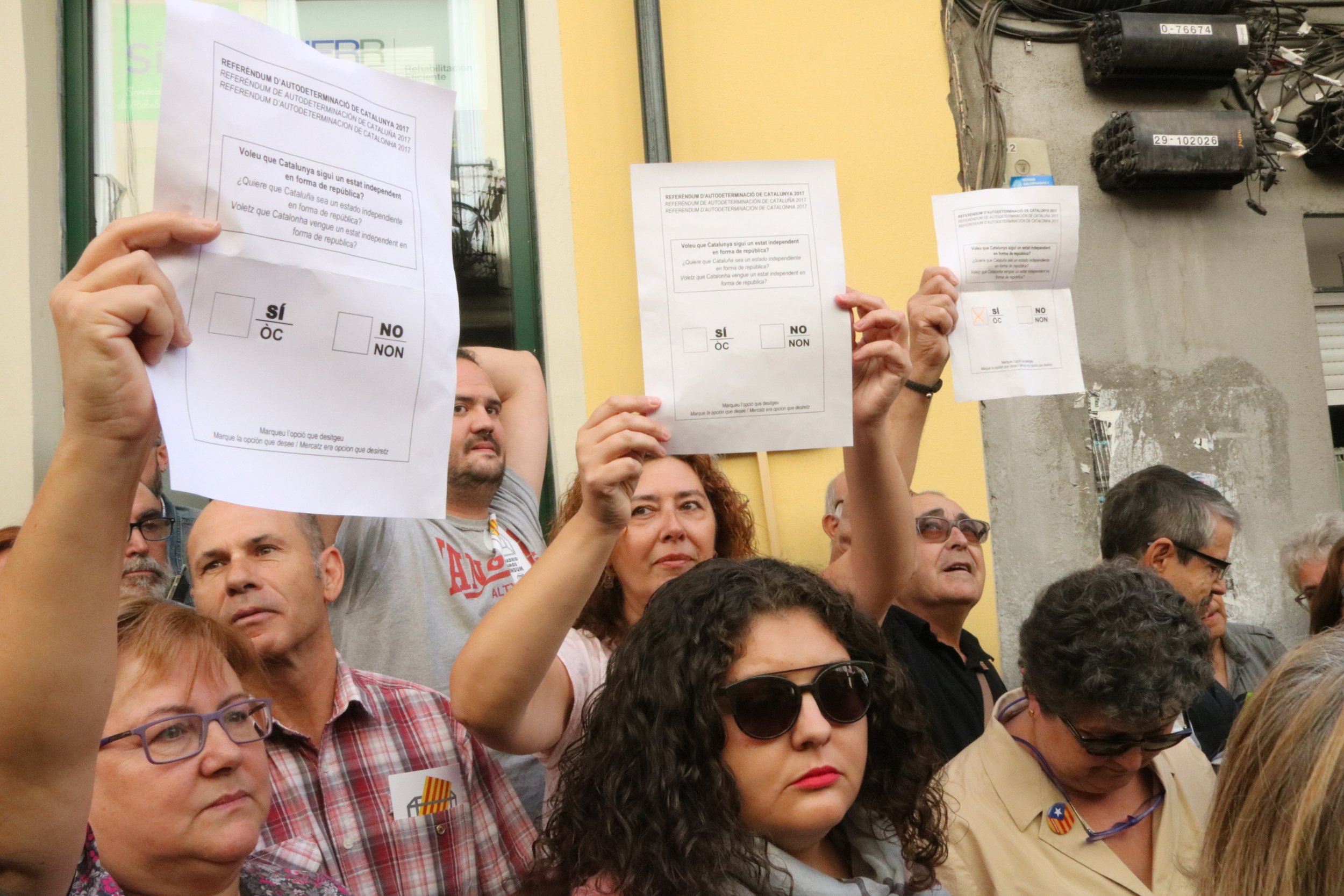 Vídeo: El canto del 'Dónde están las papeletas' en pleno Madrid