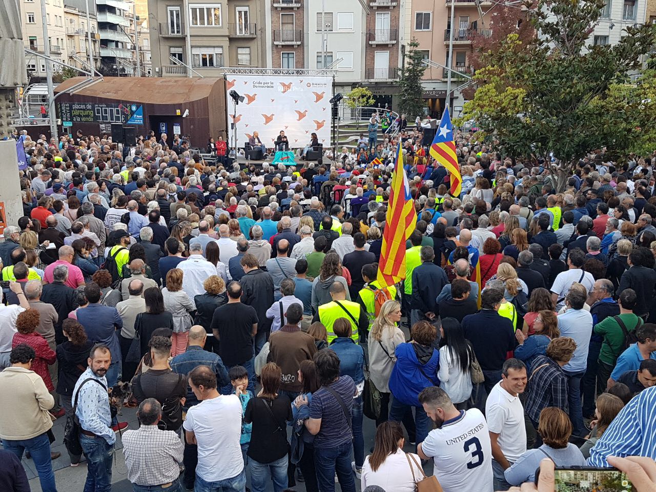 Acto masivo en Lleida a favor del 1-O