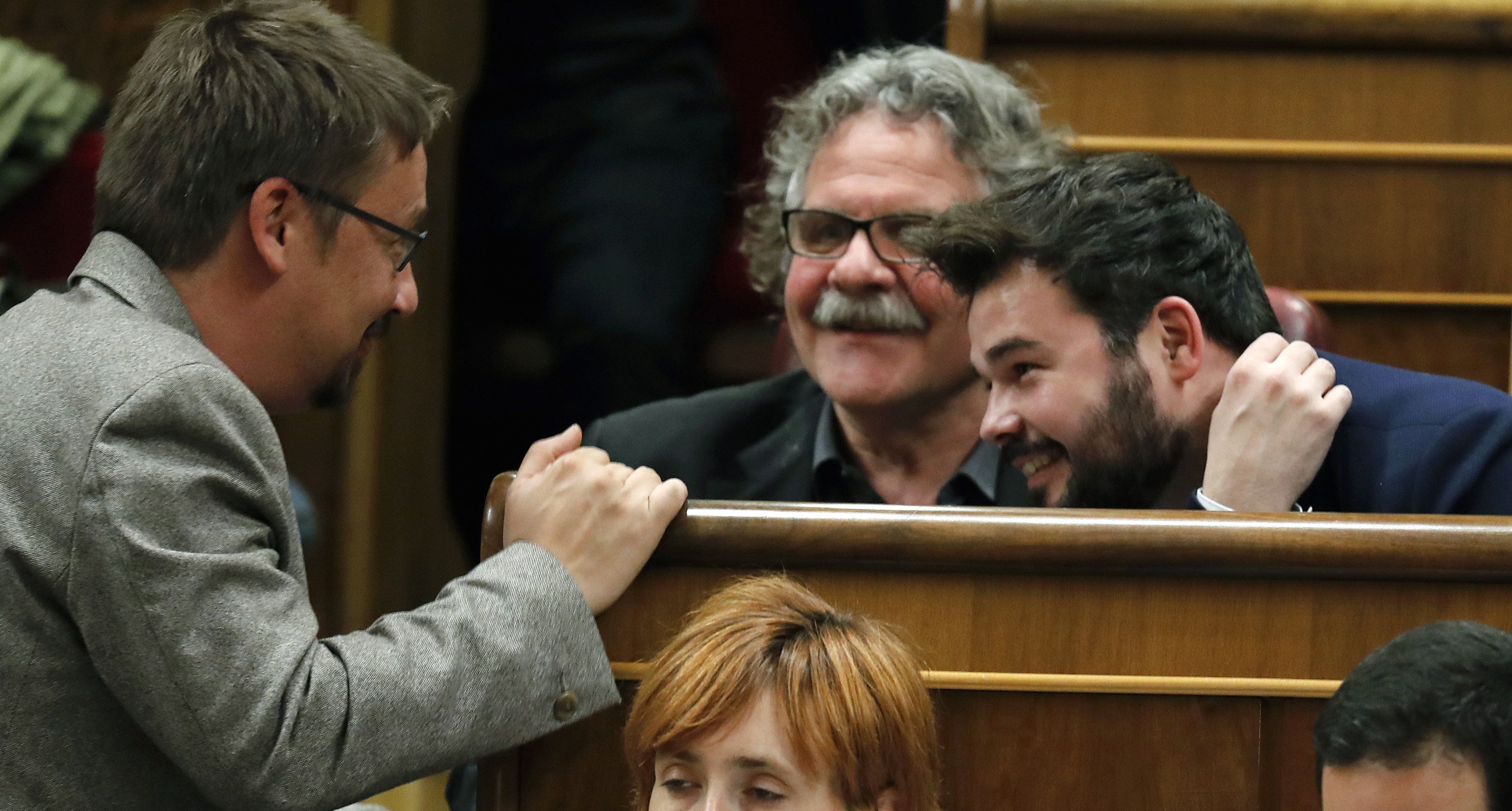 ERC i PDeCAT duran el referèndum al debat de la censura d'Iglesias