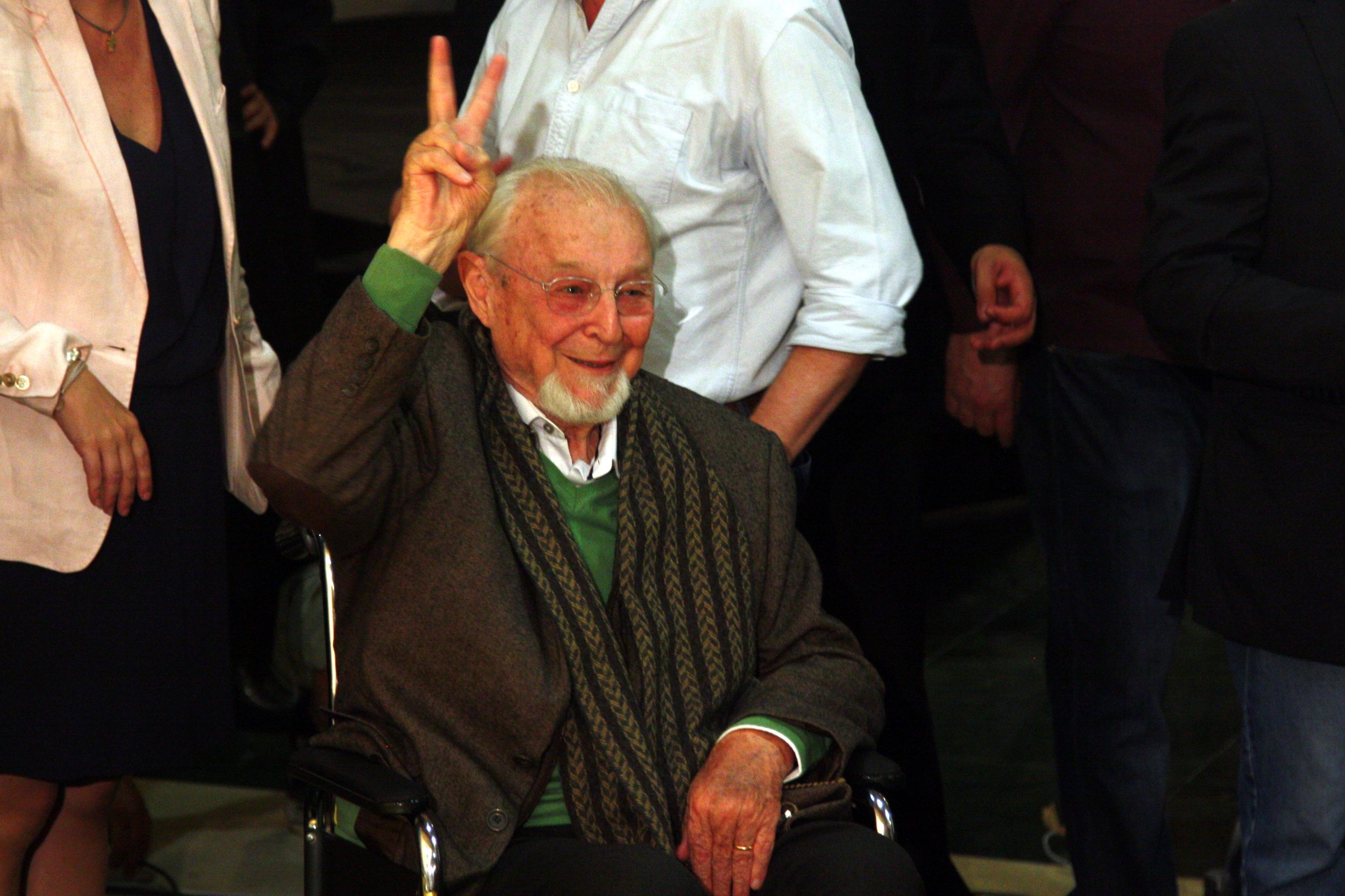 Puigdemont recuerda al "insobornable" Jordi Carbonell