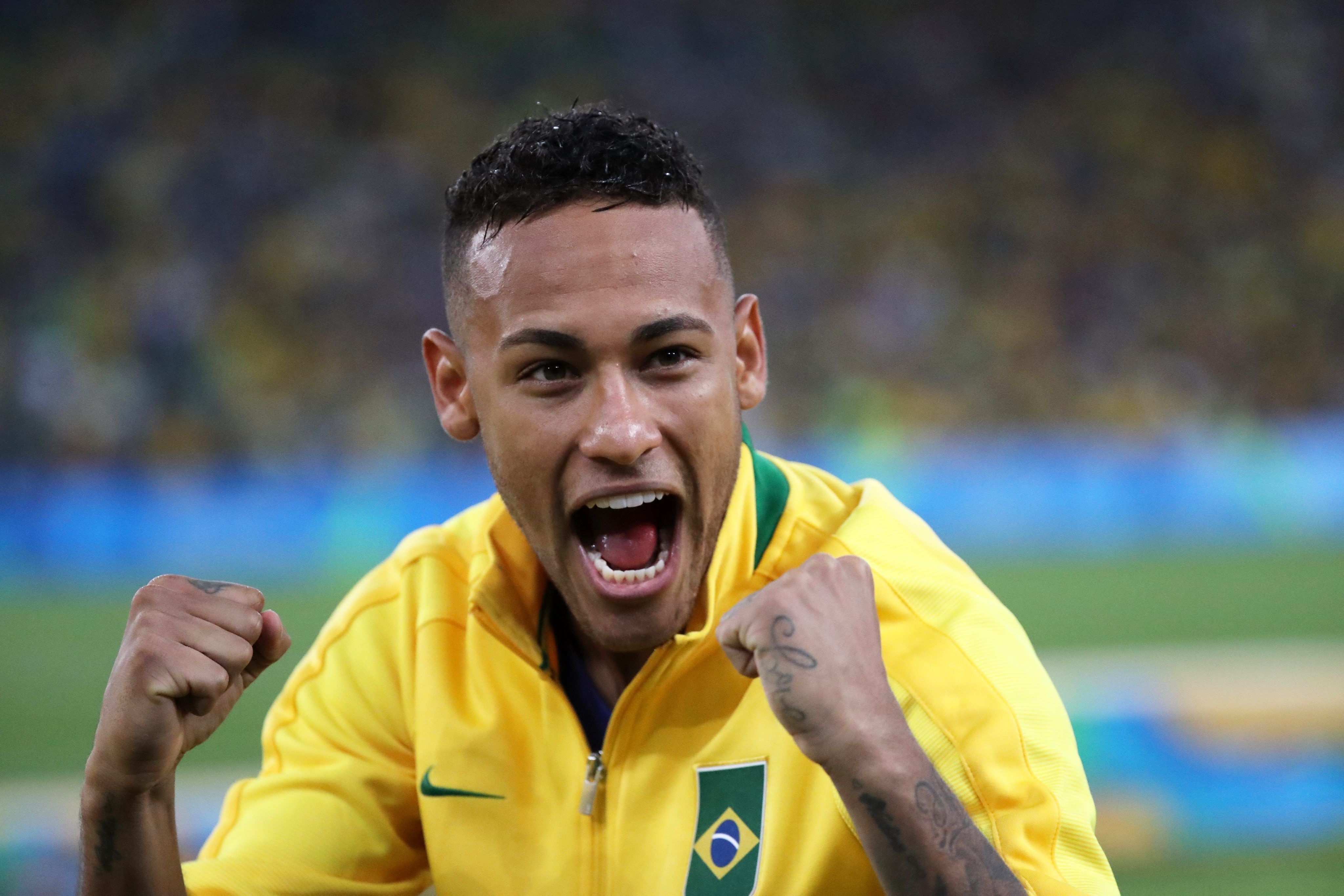 Luis Enrique permite a Neymar que se quede en Brasil