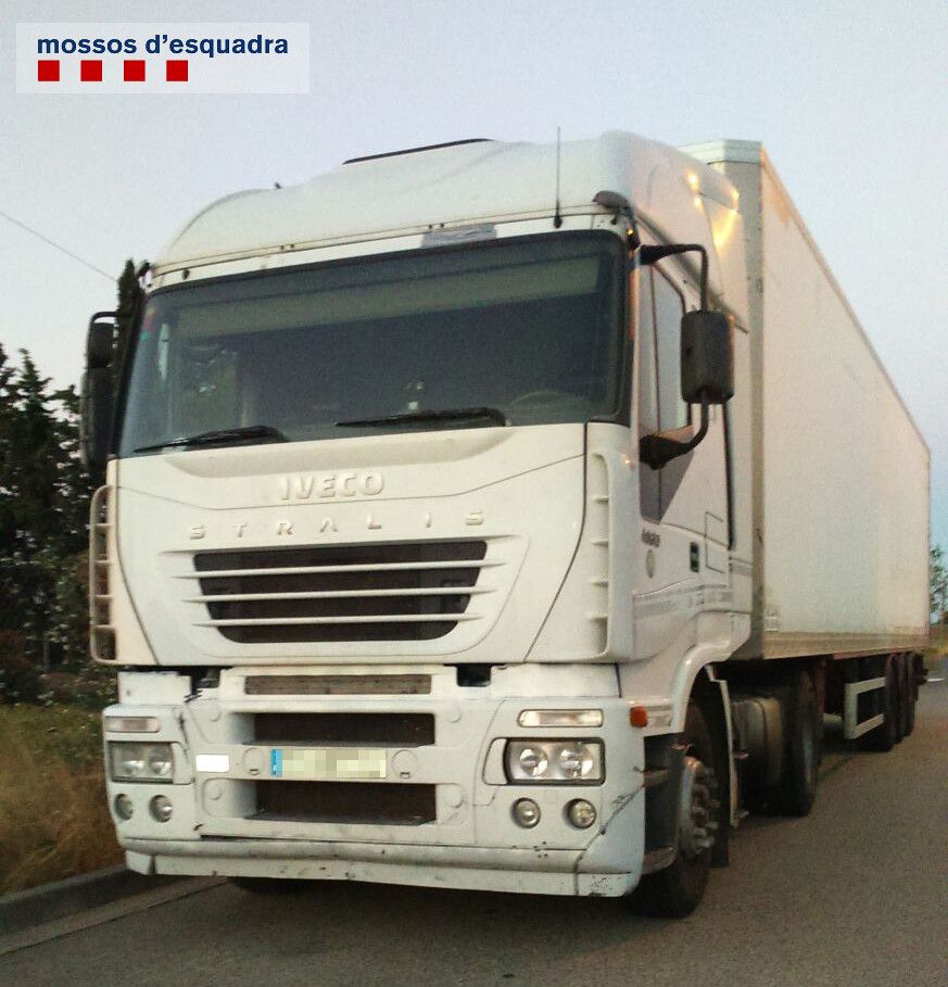 Detenido otro camionero bebido, zigzagueando y escapando de la policía