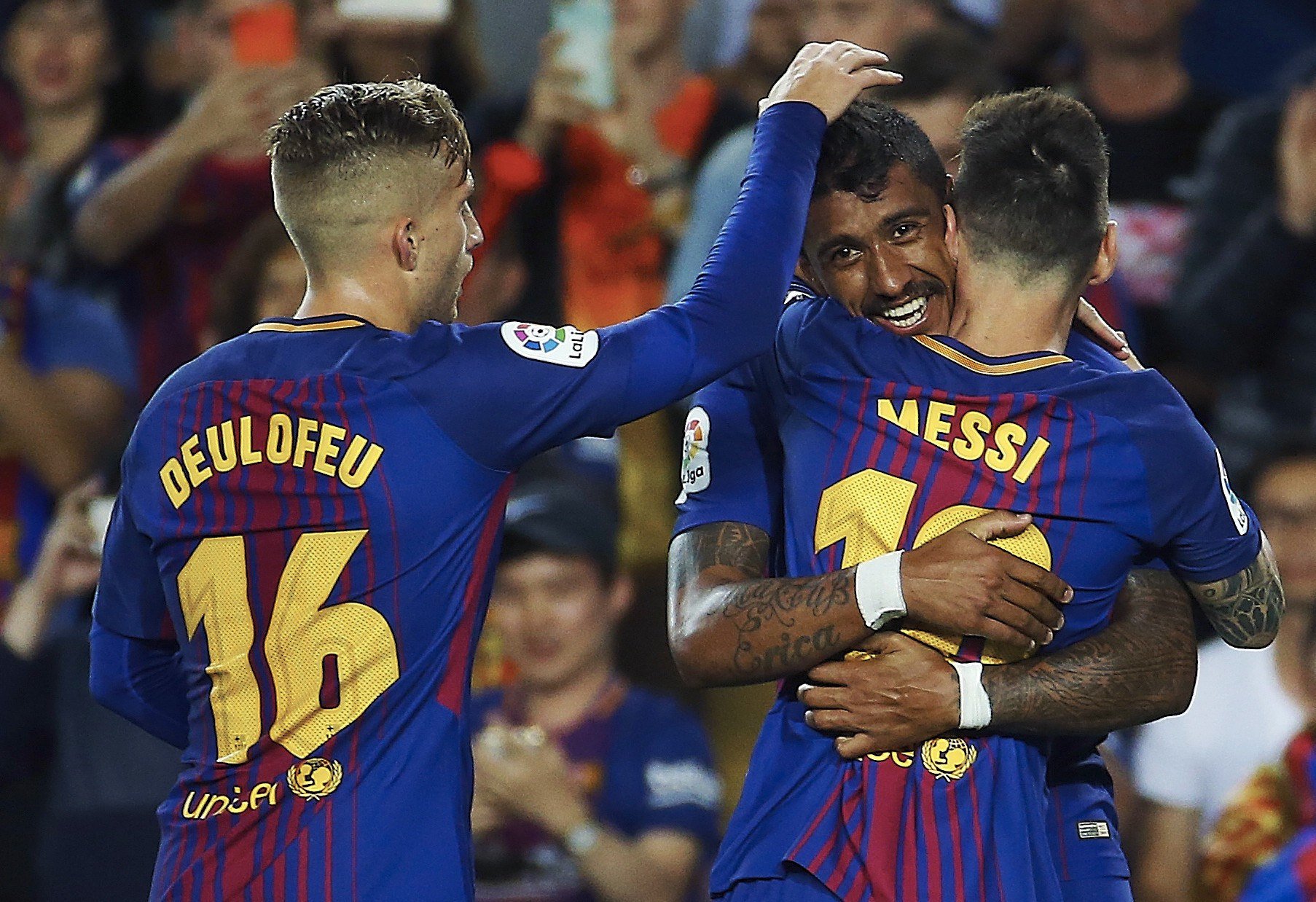 Messi convida Paulinho a la seva festa (6-1)