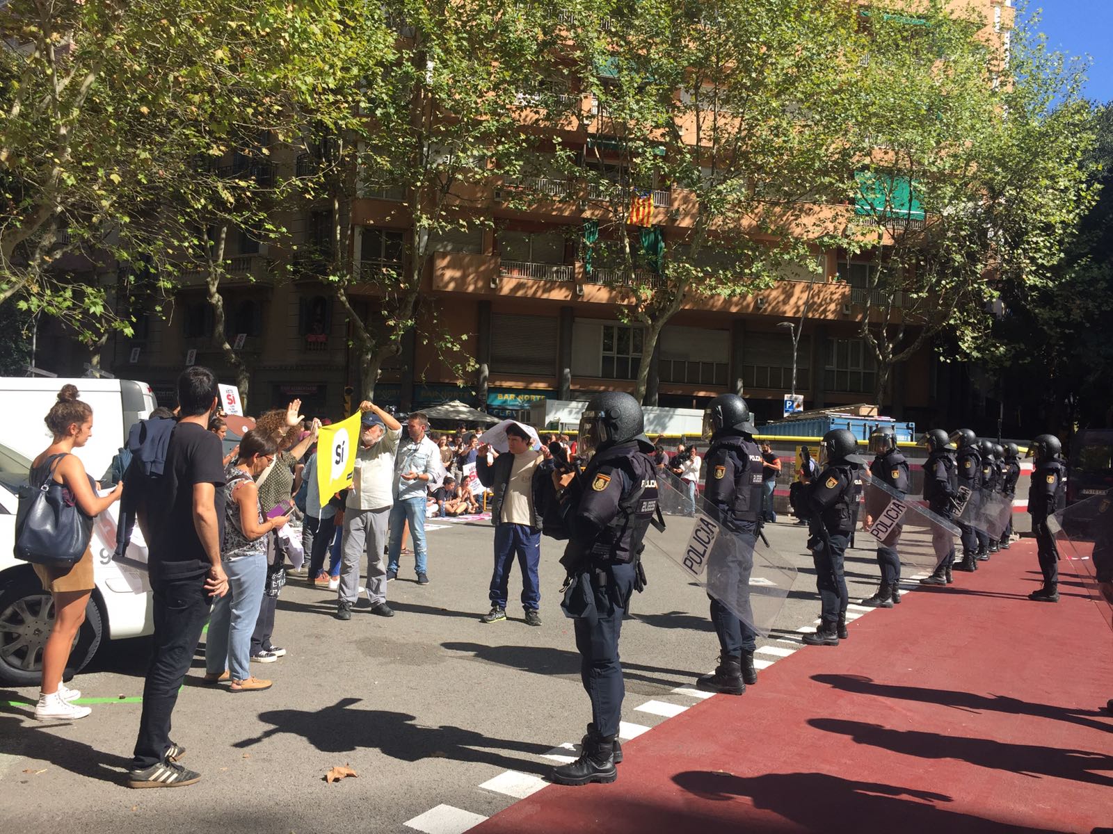 La Audiencia de Barcelona reabre el caso del cerco policial a la CUP