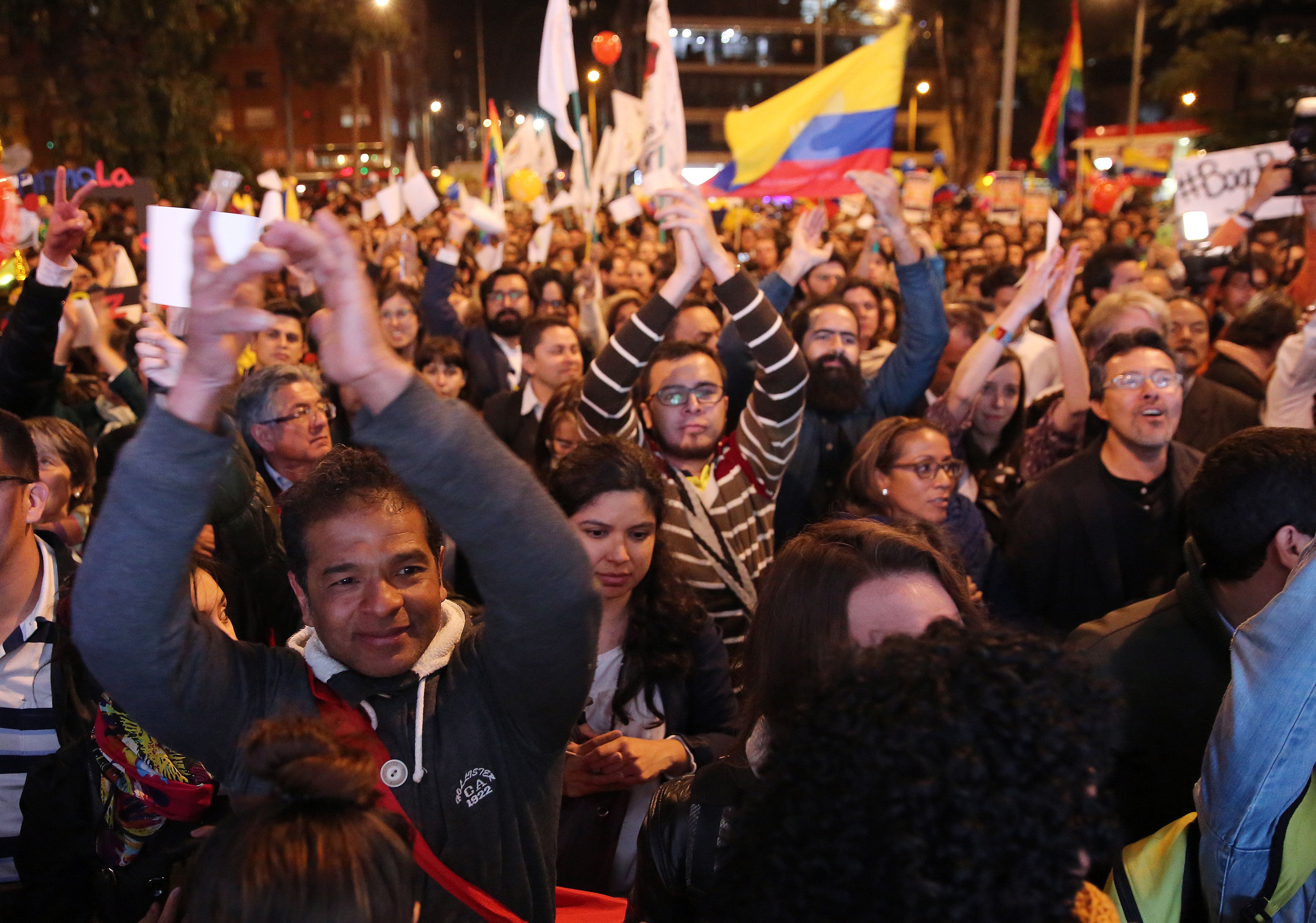 Un acuerdo histórico para cerrar 52 años de tragedia en Colombia