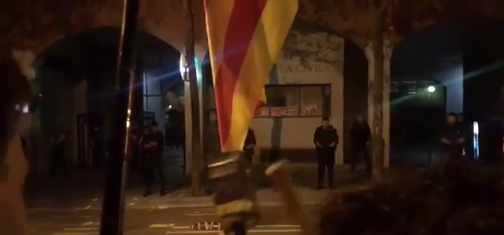 Segona nit consecutiva de cassolada a tot Catalunya