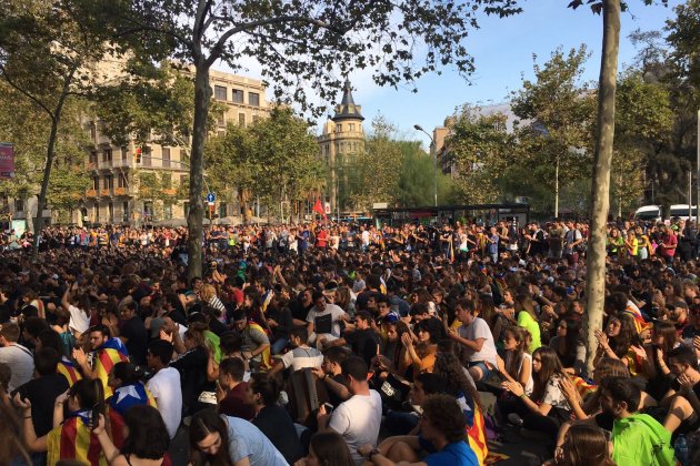 Plaça Universitat concentració / NT