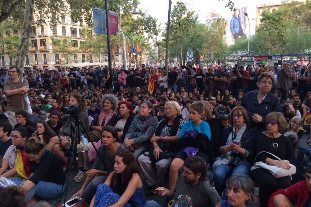 acto referendum UB 2 Maria Macià acto referendum UB 2 Maria Macià