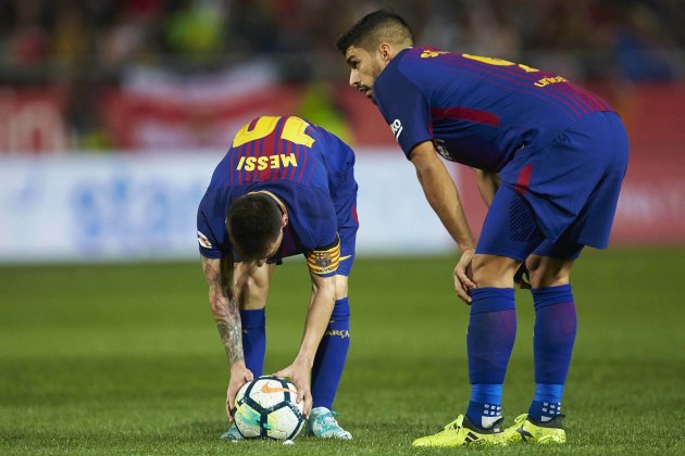 Leo Messi Luis Suarez falta Girona Barça   EFE