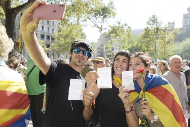 Les paperetes a plaça Universitat / Laura Gómez