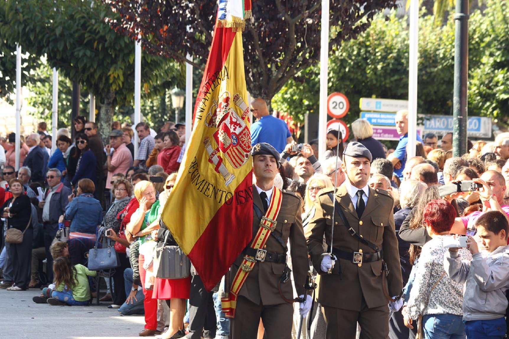 El PP de Madrid proposa una jura de bandera multitudinària com a resposta a l'1-O