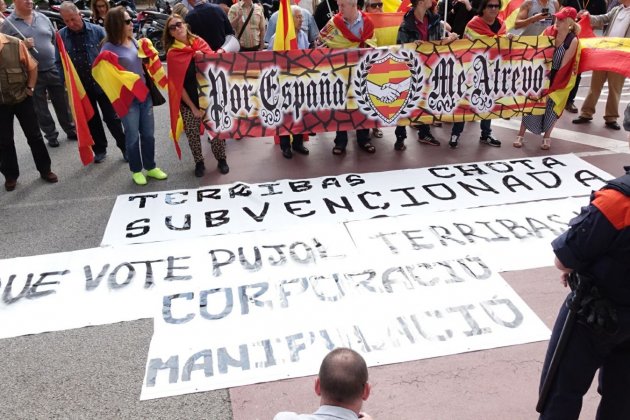 Cartells falangistes Catalunya Ràdio / RL Cartells falangistes Catalunya Ràdio / RL