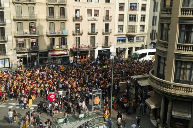 mani bcn   marti lloses 