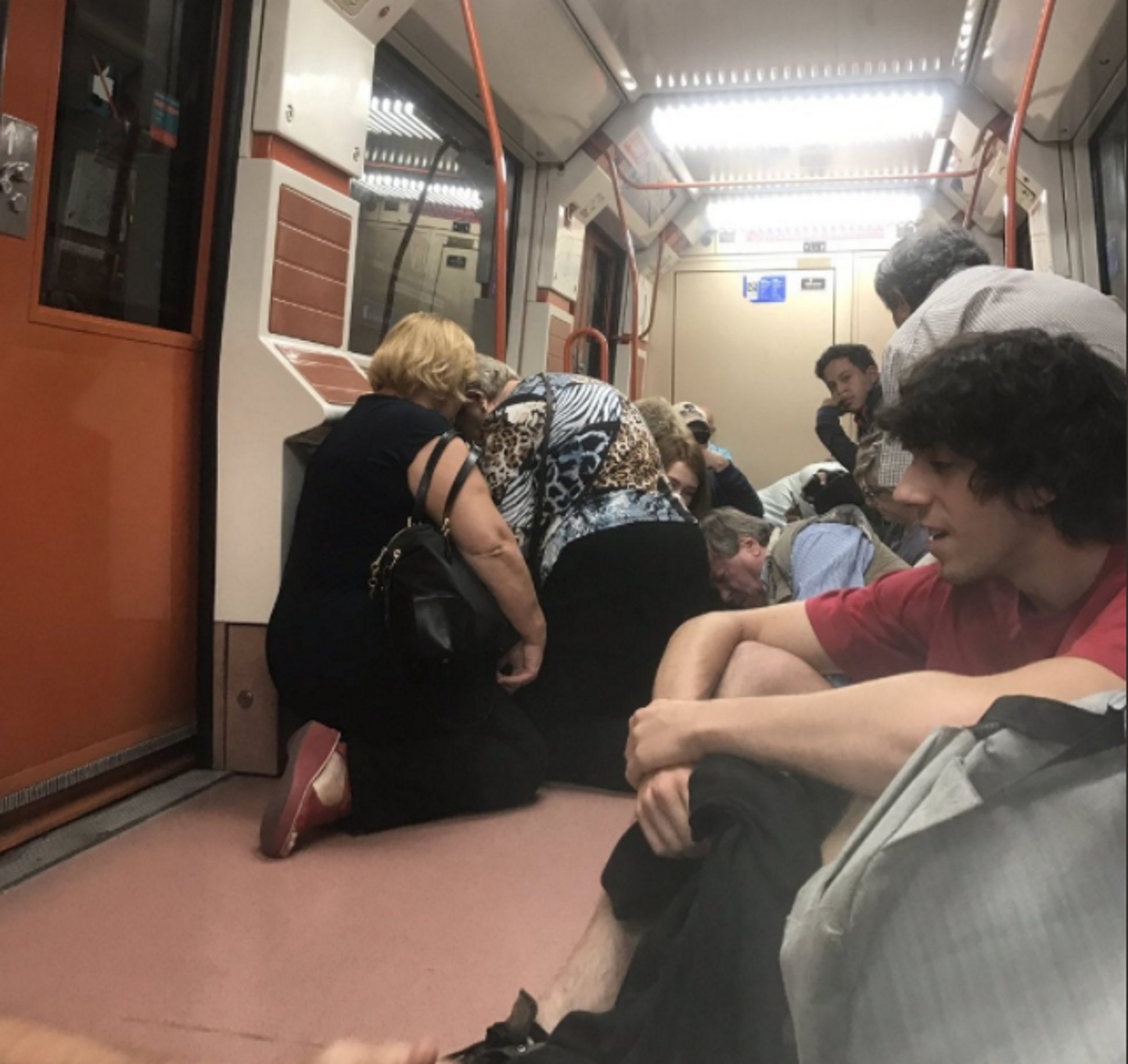 Alarma en el metro de Madrid por un arma de fogueo