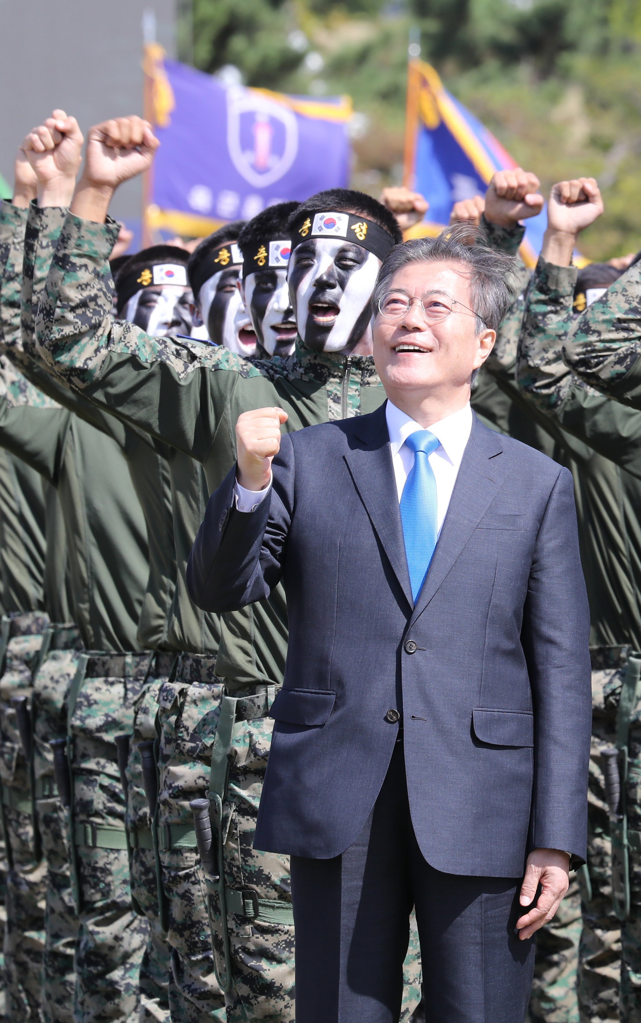 Seül endureix el to i demana d'enfortir el seu exèrcit davant Pyongyang
